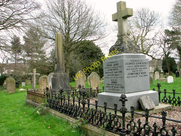 Photo 6"x4" Earlham Road Cemetery Norwich c2011 P2