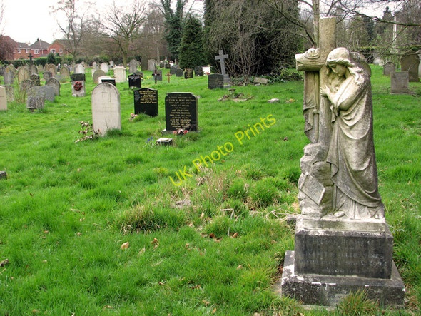 Photo 6"x4" Earlham Road Cemetery Earlham c2011 P1