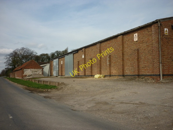 Photo 6"x4" Farm buildings at Horkstow Grange Horkstow c2011
