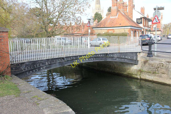 Photo 6"x4" Old Bridge over the Ock Abingdon c2011