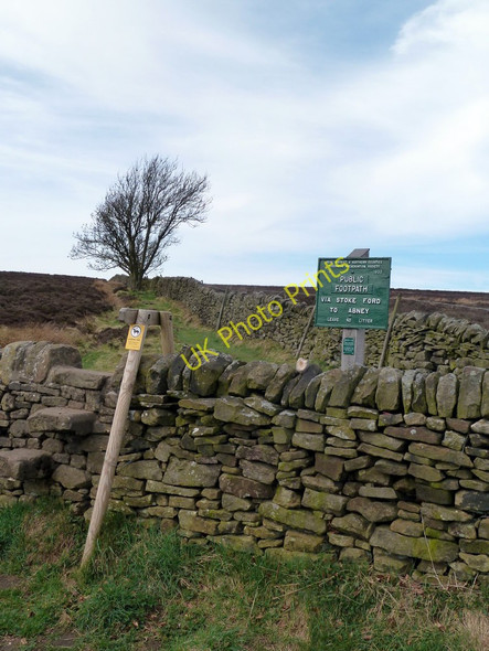 Photo 6"x4" Footpath sign and stile Highcliffe\/SK2177 c2011