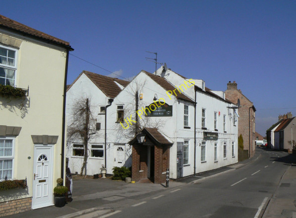 Photo 6"x4" The White Hart Inn East Stockwith c2011