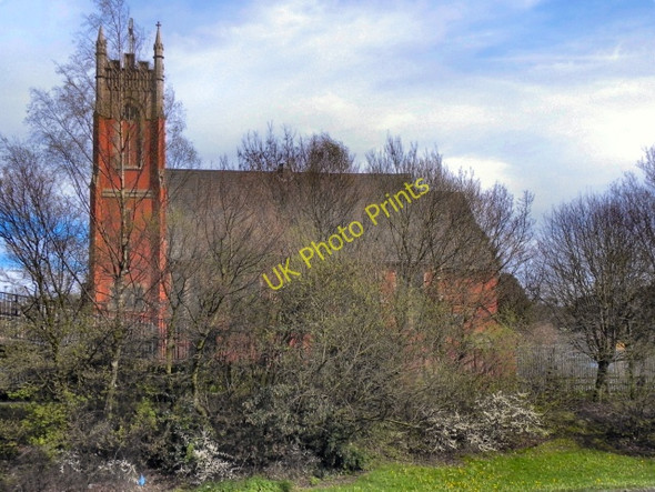 Photo 6"x4" The Former Northmoor Methodist Church Chadderton c2011