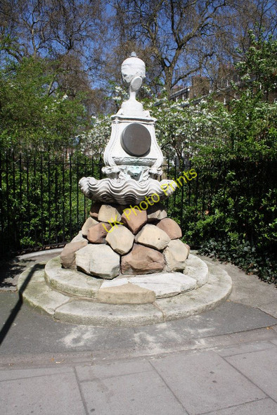 Photo 6"x4" Drinking Fountain on north side of George Street Westminster c2011