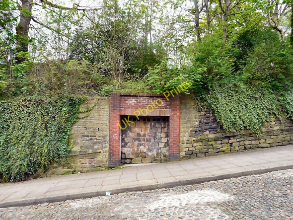Photo 6"x4" On Dodge Hill Stockport\/SJ8990 c2011