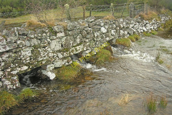 Photo 6"x4" Dry Stane Dyke and Culvert Castleton Village c2008