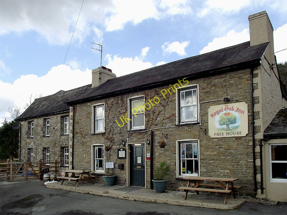 Photo 6"x4" The Royal Oak Inn at Rhandirmwyn, Carmarthenshire Rhandirmwyn c2011