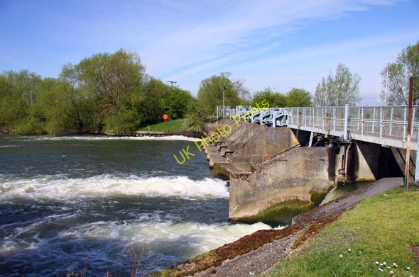 Photo 6"x4" The weir at Days Lock Little Wittenham c2011