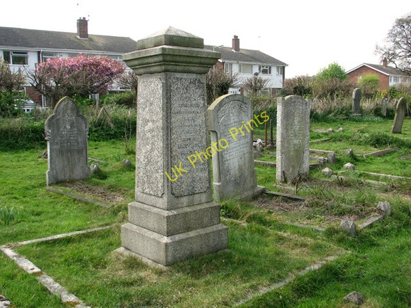 Photo 6"x4" The church of All Saints and St Margaret, Pakefield - churchyard Lowestoft c2011 P3