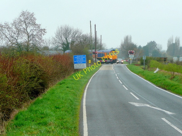 Photo 6"x4" Swinderby Road level crossing Collingham\/SK8361 c2011