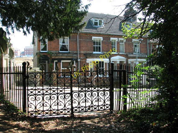 Photo 6"x4" Ipswich Old Cemetery gates Ipswich c2011