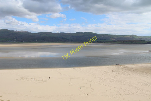 Photo 6"x4" Portmeirion Beach Llanfihangel-y-traethau c2011