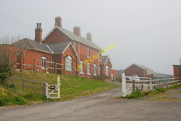 Photo 6"x4" Former Staithes Railway Station Staithes c2011