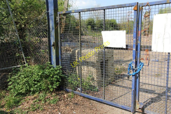 Photo 6"x4" Block by the gate Aldermaston Wharf c2011