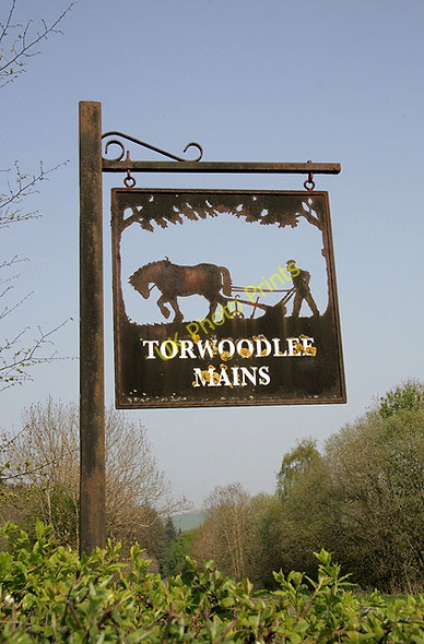 Photo 6"x4" Torwoodlee Mains Farm sign Torwoodlee Mains c2011