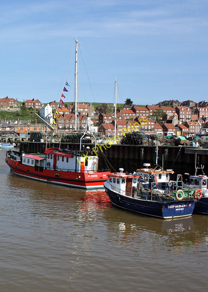 Photo 6"x4" Endeavour Wharf Whitby\/NZ8910 c2011