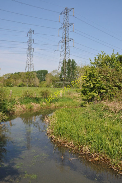 Photo 6"x4" Electricity pylons and the River Thames Ewen c2011