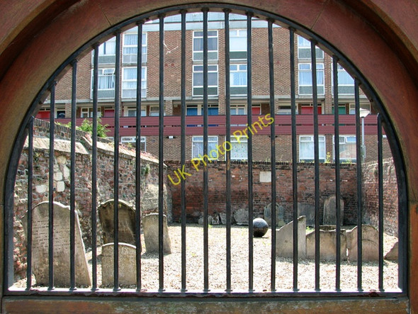 Photo 6"x4" Jewish cemetery in Millfleet, King's Lynn King's Lynn c2011