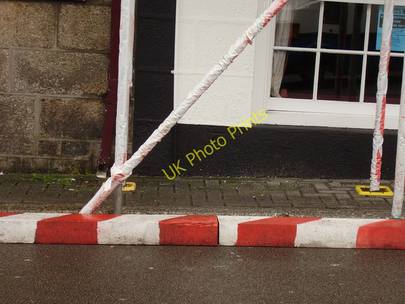 Photo 6"x4" Cut Benchmark, Gabriel Street St Ives\/SW5140 c2011