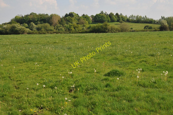 Photo 6"x4" View to Hailstone Hill Cricklade c2011