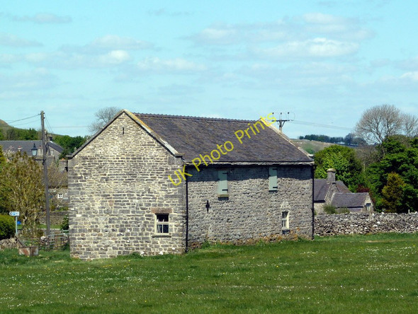 Photo 6"x4" Barn at the edge of the village Wetton\/SK1055 c2011