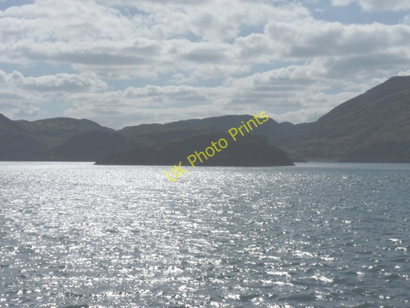 Photo 6"x4" Eilean M\u00c3\u00b2r with Jura beyond Eilean M\u00f2r\/NM6701 c2011