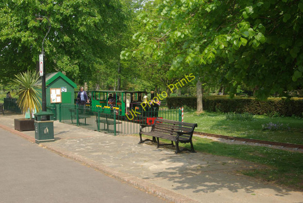 Photo 6"x4" Miniature railway in Hotham Park Bognor Regis c2011