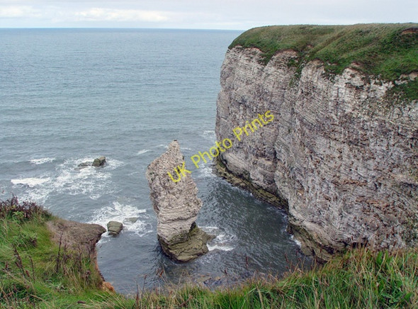 Photo 6"x4" King Rock and Queen Rock, South Breil, Flamborough Head North Landing c2002