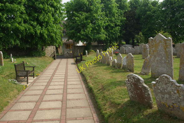 Photo 6"x4" Pagham Churchyard Pagham c2011