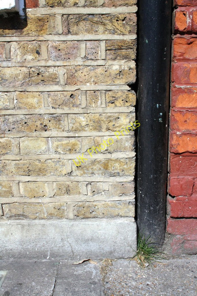 Photo 6"x4" Benchmark on #230 Borough High Street London c2011
