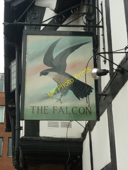 Photo 6"x4" The Falcon Chester c2011