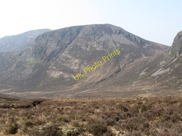 Photo 6"x4" The upper reaches of the Annalong Valley with Cove Mountain in the background Newcastle\/J3732 c2011