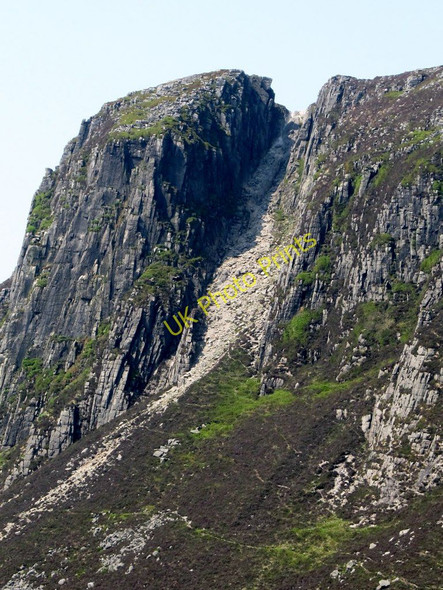 Photo 6"x4" The Devil's Coachroad on Slieve Beg Newcastle\/J3732 c2011