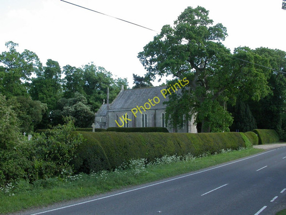 Photo 6"x4" Bisterne, St. Paul's Bisterne c2011