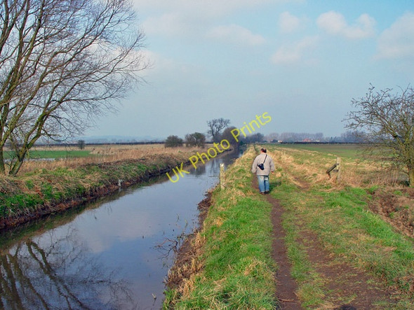 Photo 6"x4" Footpath by Nafferton Beck Wansford\/TA0656 c2005