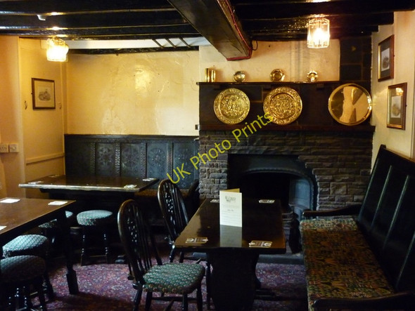 Photo 6"x4" One of the rooms in the Harewood Arms Follifoot c2011