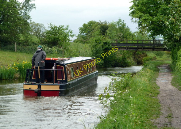 Photo 6"x4" The Peak Forest Canal Marple c2011