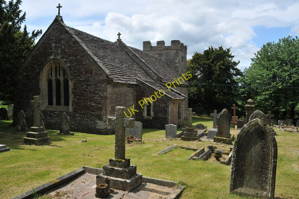 Photo 6"x4" Llansoy church Llansoy c2011 P1