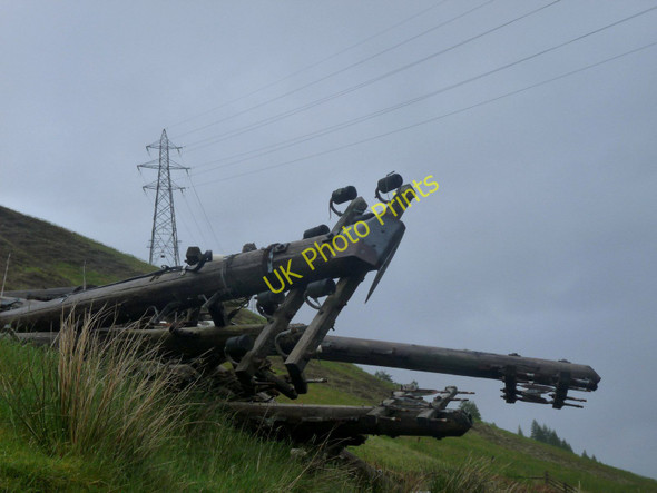 Photo 6"x4" The old and the new Laggan\/NN2996 c2011