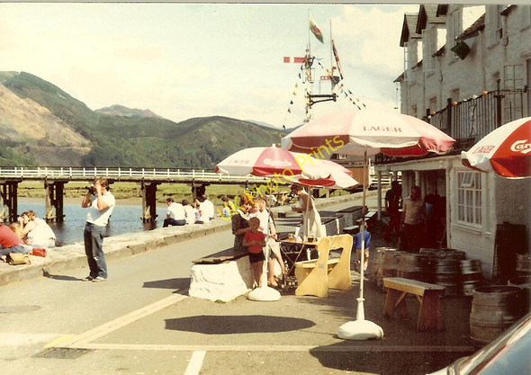 Photo 6"x4" Lunch at the George III at Penmaenpool Penmaenpool c1981