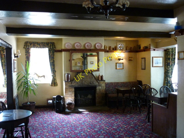 Photo 6"x4" The Admiral Hawke, a Sam Smith's pub in Boston Spa Thorp Arch c2011 P1