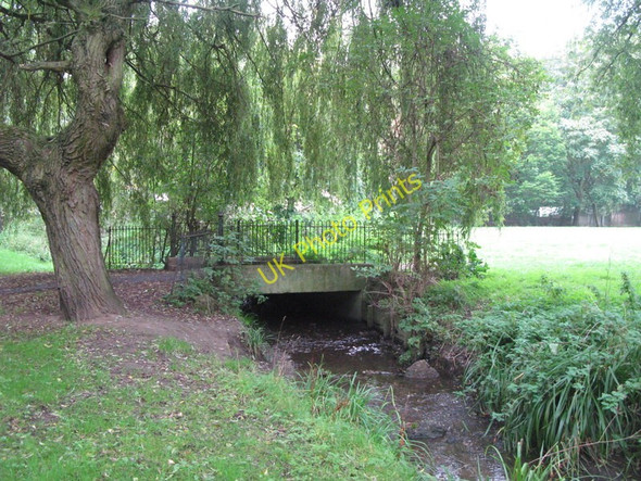 Photo 6"x4" Footbridge over the Quaggy River, Chinbrook Meadows Bromley\/TQ4069 c2010