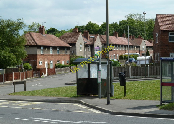 Photo 6"x4" Village scene, Bramley Vale Bramley Vale c2011