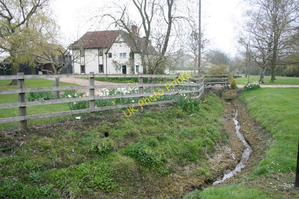 Photo 6"x4" House and Brook at Coopers End Bridge Green\/TL4636 c2008