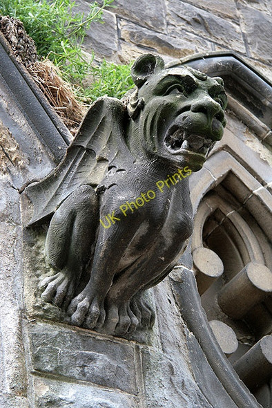 Photo 6"x4" A gargoyle on the former Trinity North Church, Kelso Kelso c2011