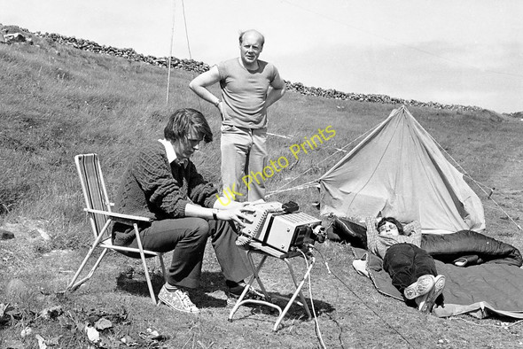 Photo 6"x4" Amateur radio station Ballycastle\/D1140 c1978