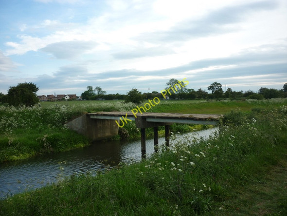 Photo 6"x4" A farm bridge over the River Torne Woodside\/SE7103 c2011