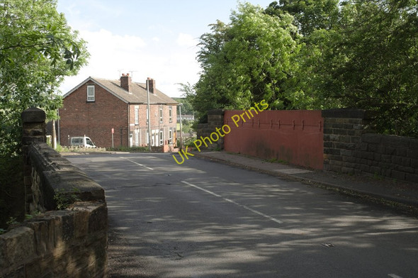 Photo 6"x4" Railway Bridge, Gilroyd Lane Barnsley\/SE3406 c2011