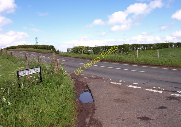 Photo 6"x4" B769 near Newton Mearns Netherplace c2011