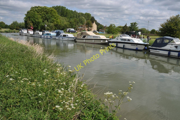 Photo 6"x4" Boats moored at Radcot Radcot c2011
